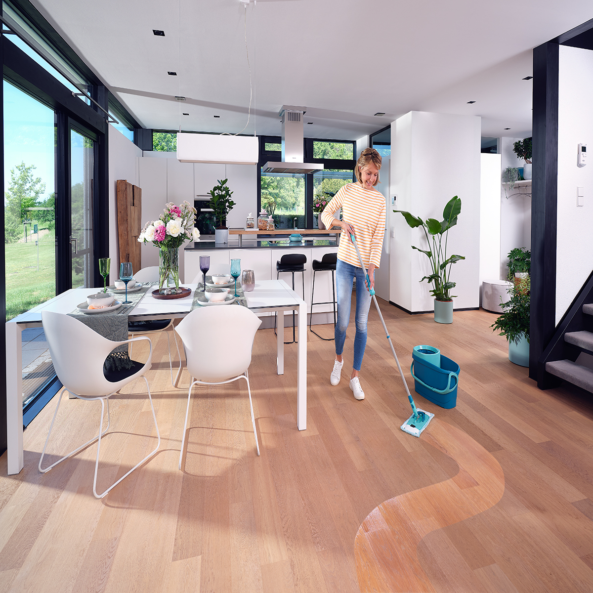 Комплект для влажной уборки Leifheit Clean Twist M Ergo швабра и ведро фото 4